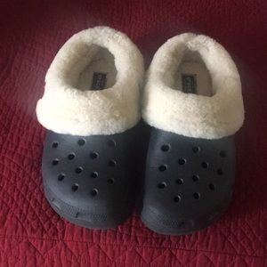 Fur Lined Crocs , Men’s size 6, Women’s size 8.